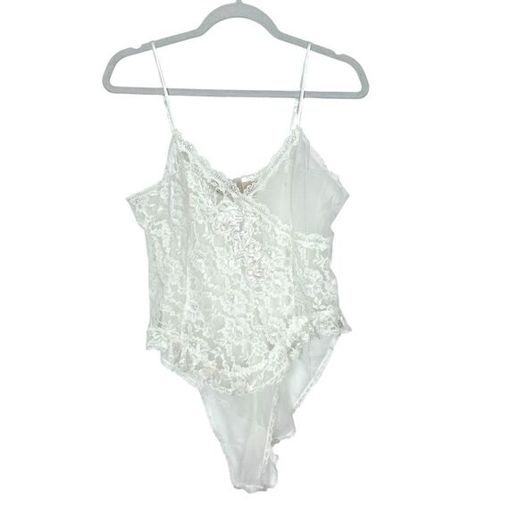 Victoria's Secret Vintage Bodysuit Large White Teddy Sheer Floral Lace One Piece - Picture 1 of 15